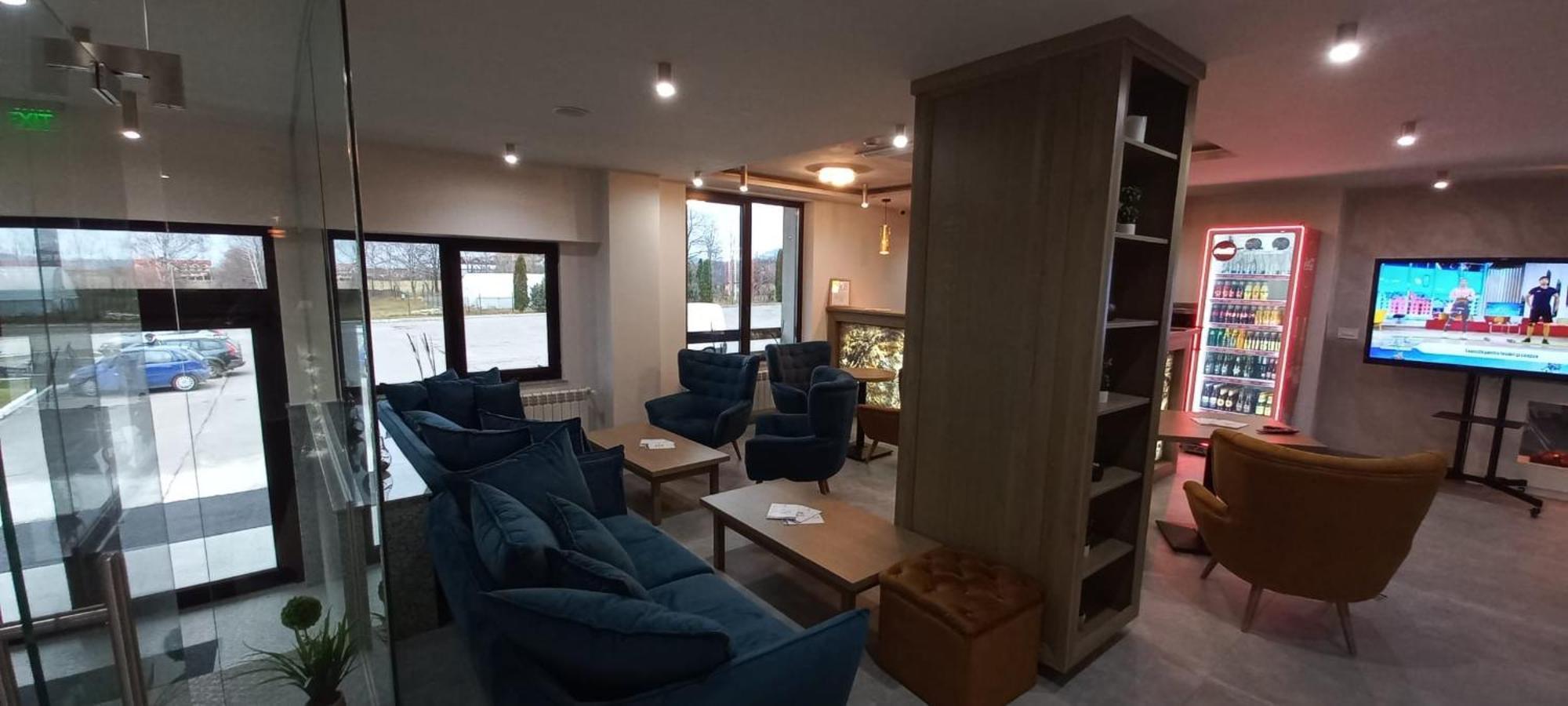 Hotel New Wolf à Bran  Extérieur photo