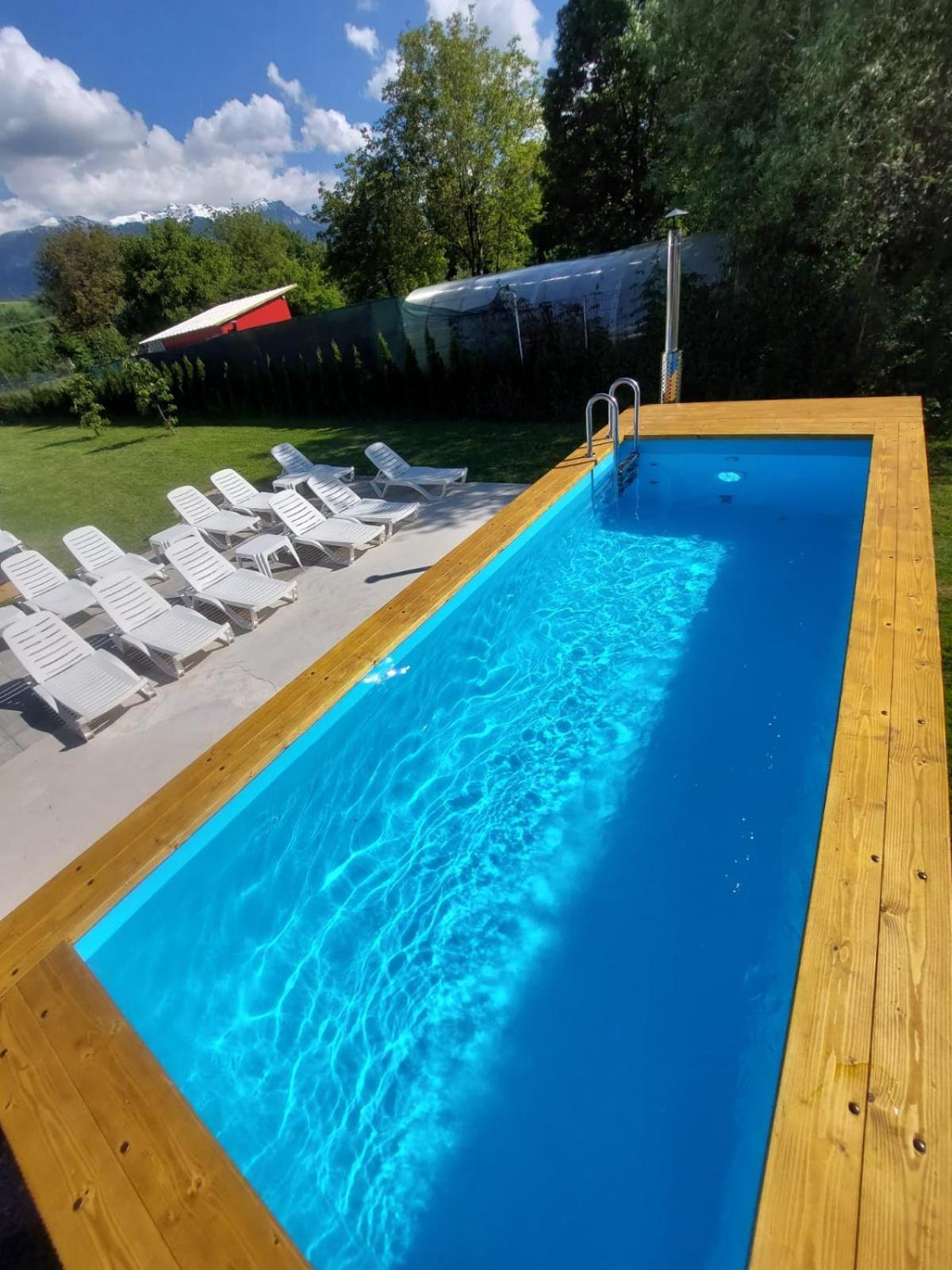 Hotel New Wolf à Bran  Extérieur photo